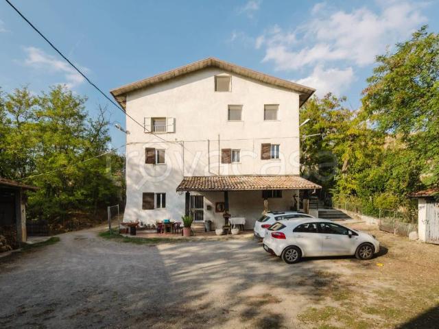 Casa indipendente in vendita a Casalgrande via Rio Rocca