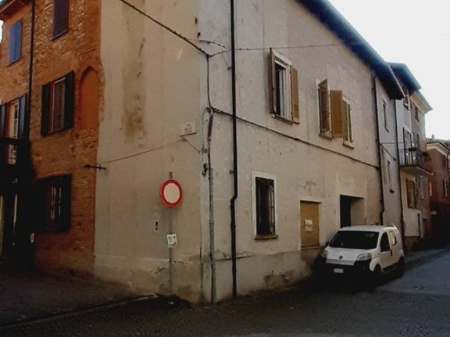 Casa indipendente in vendita a Casalnoceto AL