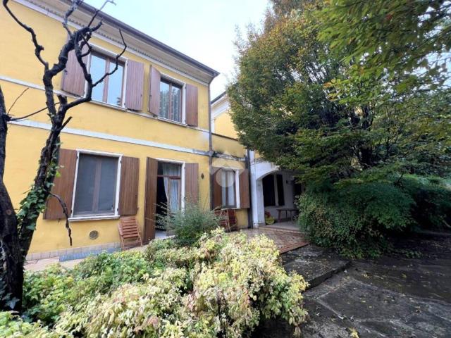 Casa indipendente in vendita a Casalromano MN