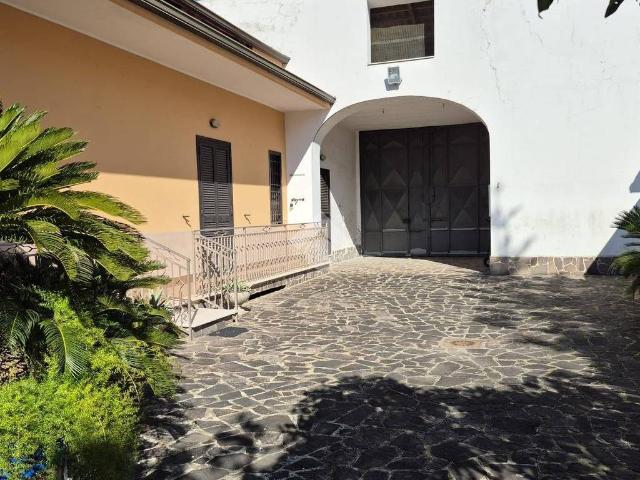 Casa indipendente in vendita a Casapulla CE