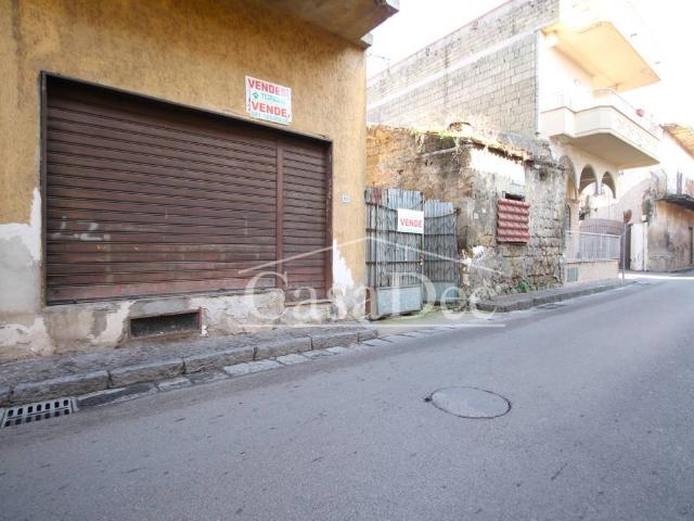 Casa indipendente in vendita a Casapesenna CE