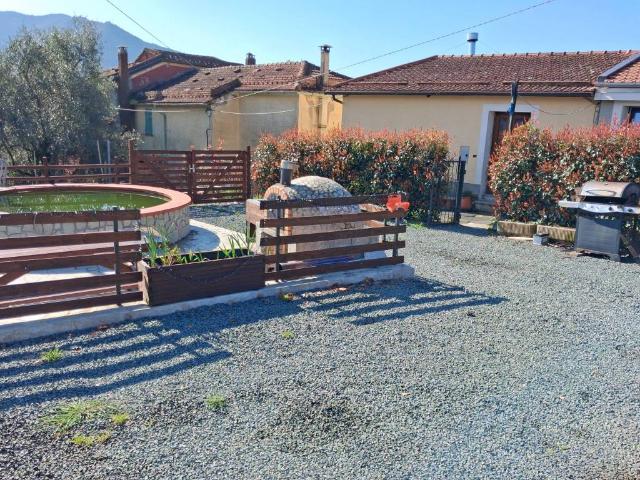 Casa indipendente in vendita a Casarza Ligure GE