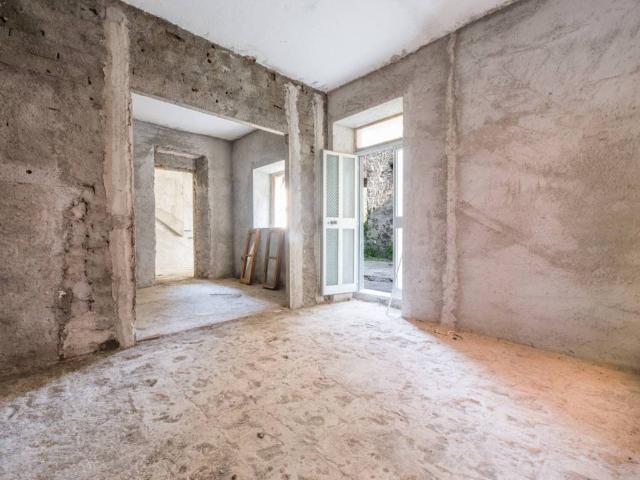 Casa indipendente in vendita a Casarza Ligure GE