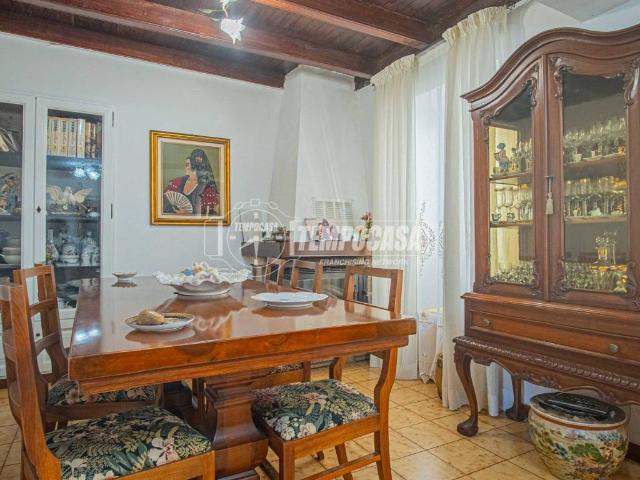 Casa indipendente in vendita a Casarza Ligure GE