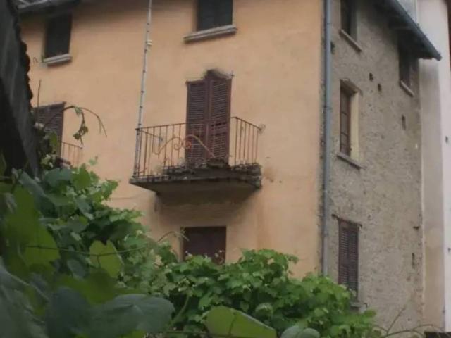 Casa indipendente in vendita a Casargo LC