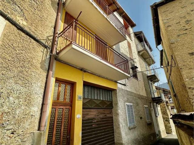 Casa indipendente in vendita a Casargo LC