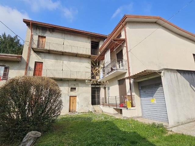 Casa indipendente in vendita a Casatenovo LC