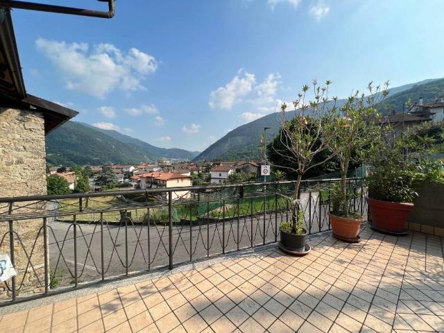 Casa indipendente in vendita a Casazza BG