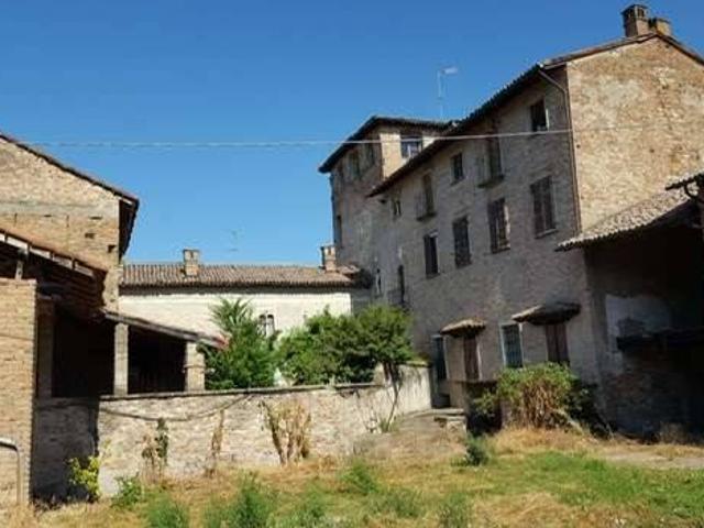 Casa indipendente in vendita a Casei Gerola PV