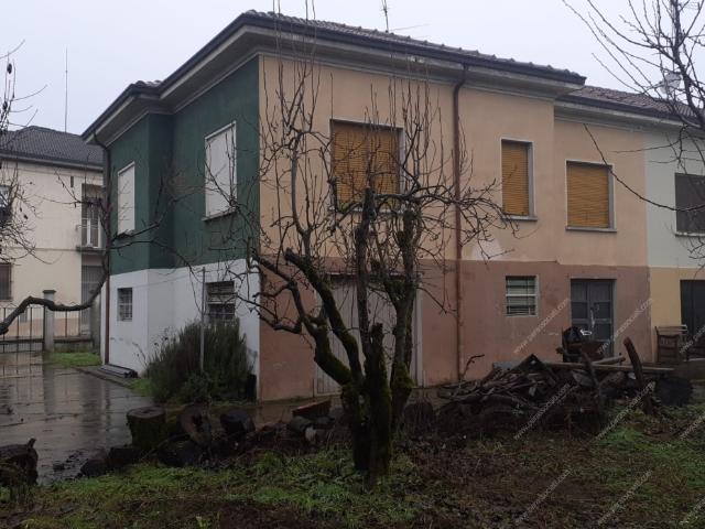 Casa indipendente in vendita a Casei Gerola