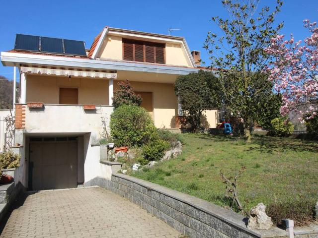 Casa indipendente in vendita a Caselette TO