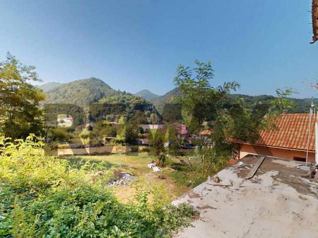 Casa indipendente in vendita a Casella