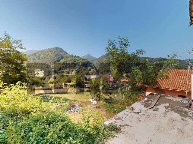 Casa indipendente in vendita a Casella GE