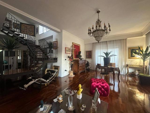 Casa indipendente in vendita a Caserta