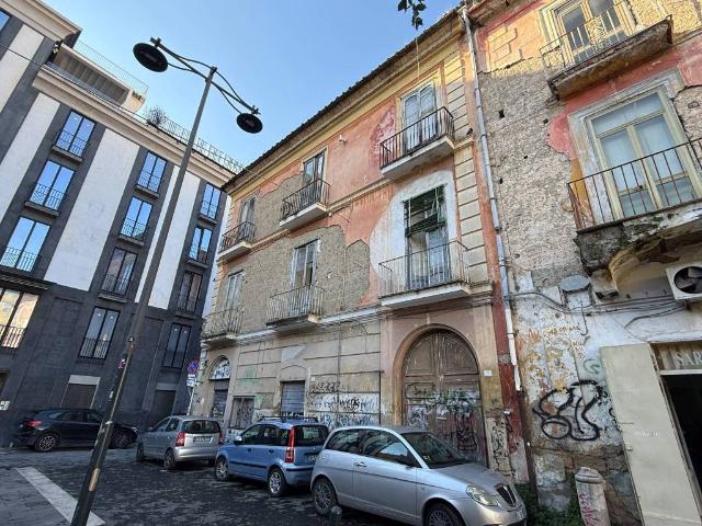 Casa indipendente in vendita a Caserta CE