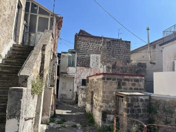Casa indipendente in vendita a Caserta CE