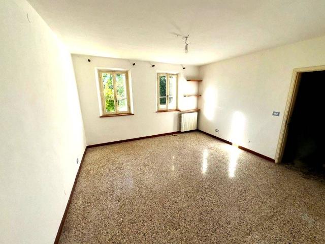 Casa indipendente in vendita a Casina RE