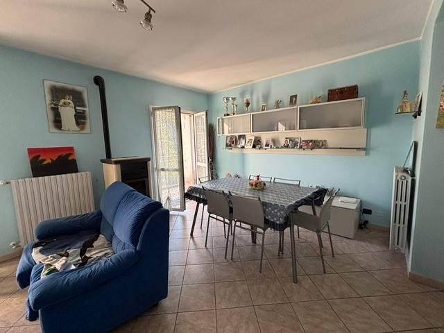 Casa indipendente in vendita a Casina RE