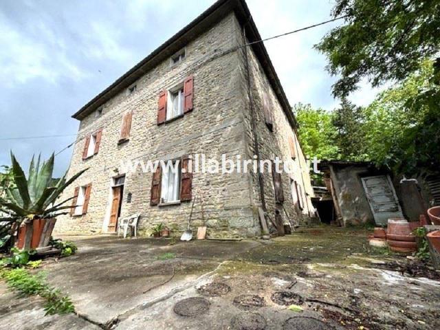 Casa indipendente in vendita a Casola Valsenio RA