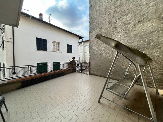 Casa indipendente in vendita a Cassano Spinola AL