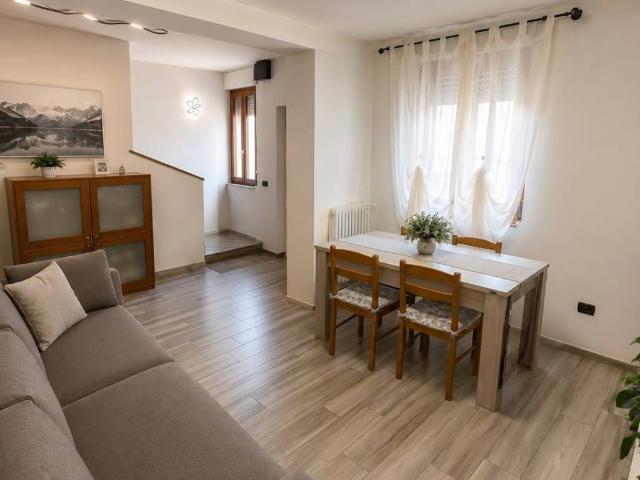 Casa indipendente in vendita a Cassina Rizzardi CO