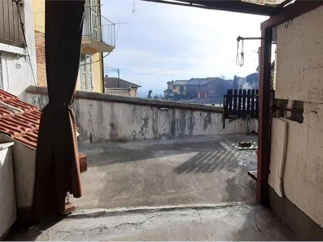 Casa indipendente in vendita a Cassine AL