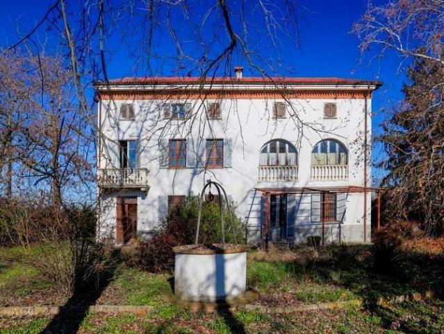 Casa indipendente in vendita a Cassine AL