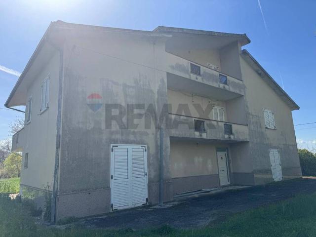 Casa indipendente in vendita a Cassino FR