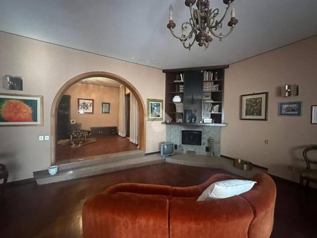 Casa indipendente in vendita a Cassino FR