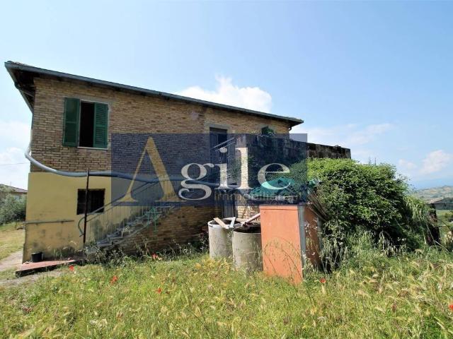 Casa indipendente in vendita a Castorano AP