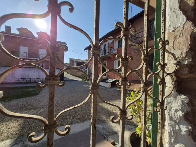 Casa indipendente in vendita a Castagnole Monferrato AT