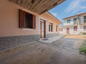 Villa in vendita a Castagnole Monferrato AT
