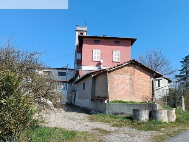 Casa indipendente in vendita a Casteggio PV