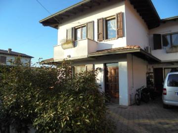 Casa indipendente in vendita a Castegnato BS