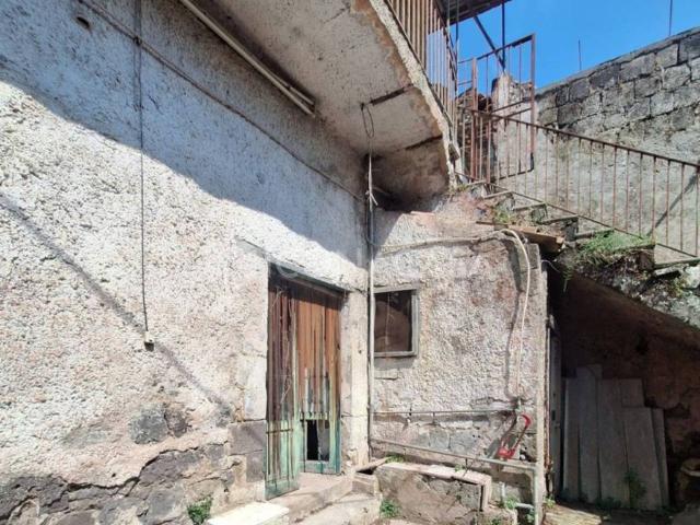 Casa indipendente in vendita a Castel Morrone CE