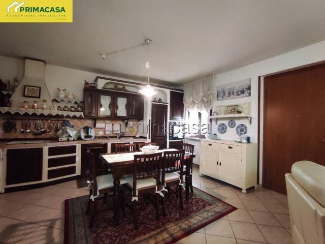Casa indipendente in vendita a Castel d'Azzano VR