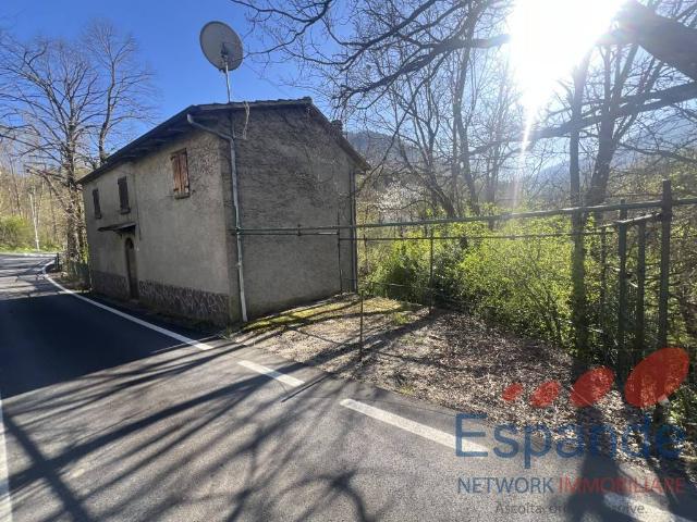 Casa indipendente in vendita a Castel di Casio BO