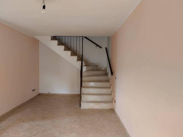 Casa indipendente in vendita a Castel di Lucio ME