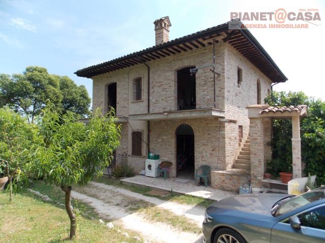 Casa indipendente in vendita a Castel di Lama