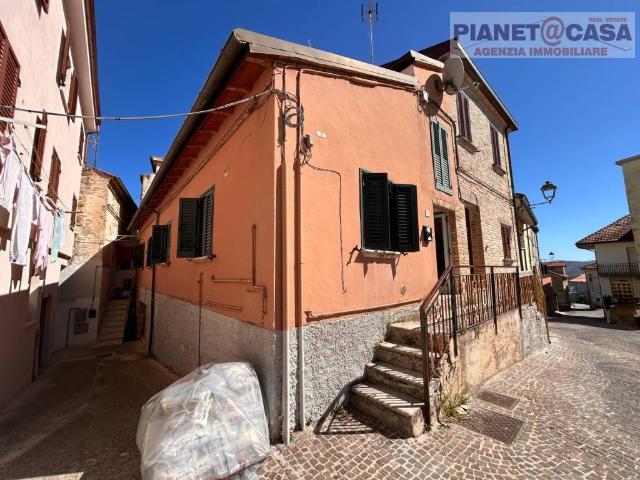 Casa indipendente in vendita a Castel di Lama AP