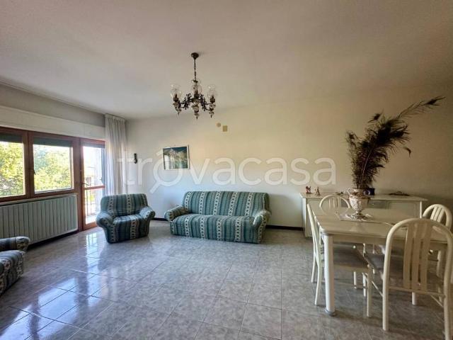 Casa indipendente in vendita a Castel di Sangro via Vasto