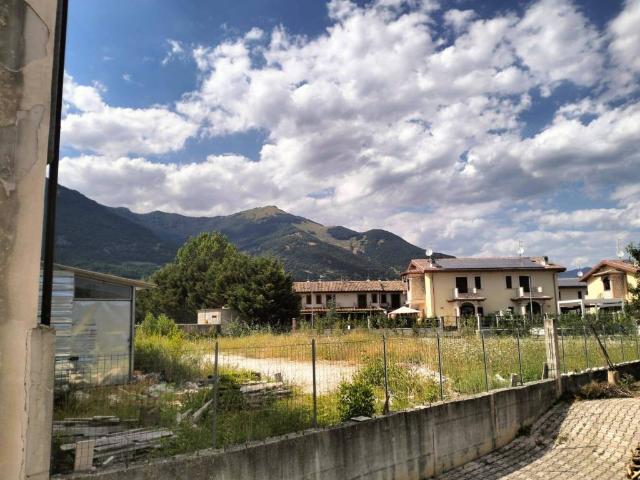 Casa indipendente in vendita a Castel di Sangro AQ