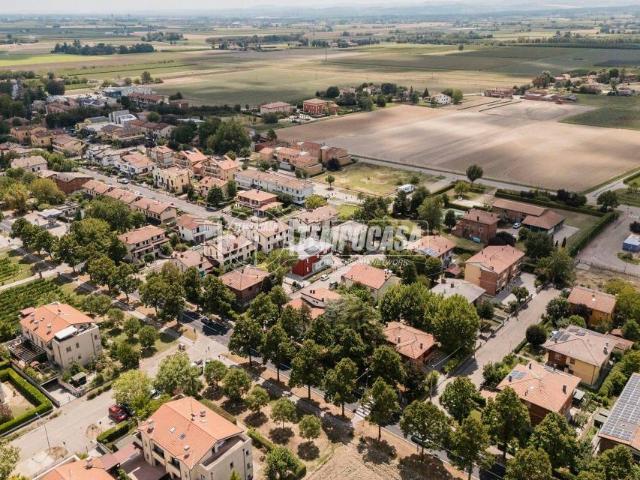 Casa indipendente in vendita a Castel Guelfo di Bologna via Aldo Moro