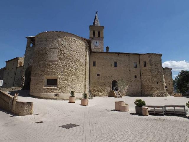 Casa indipendente in vendita a Castel Ritaldi PG