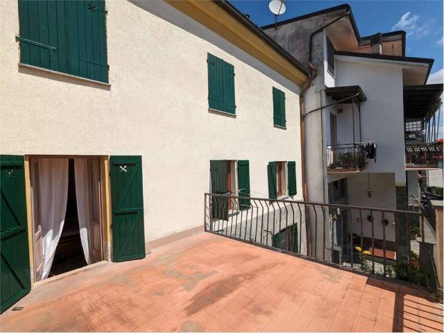 Casa indipendente in vendita a Castel Rocchero AT