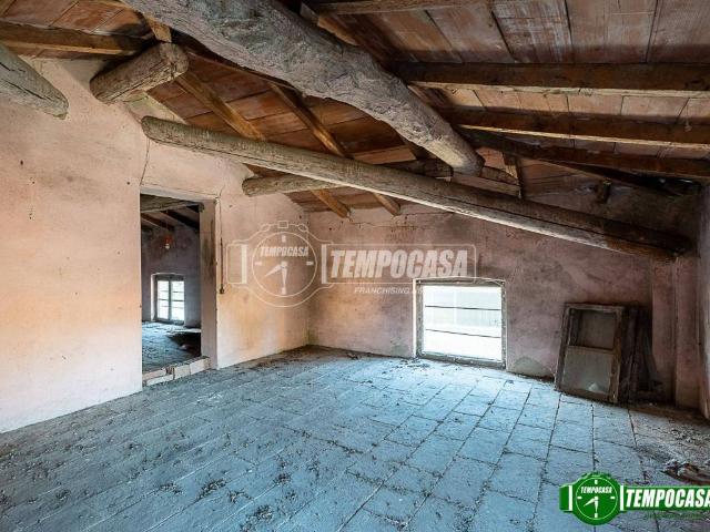 Casa indipendente in vendita a Castel San Giovanni PC