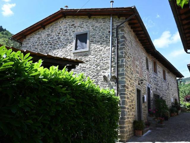 Casa indipendente in vendita a Castel San Niccolò AR