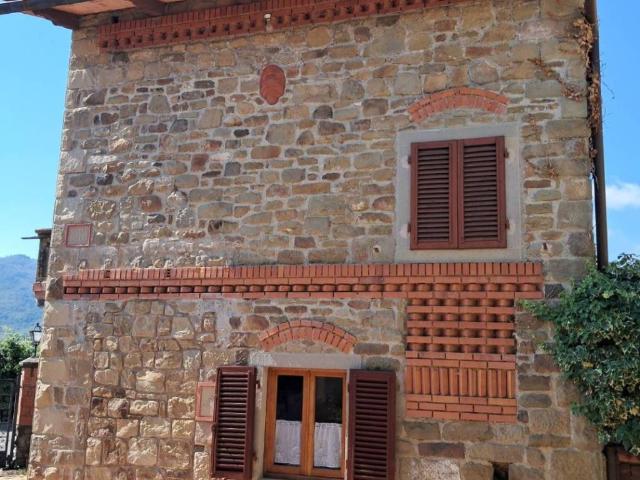 Casa indipendente in vendita a Castel San Niccolò AR