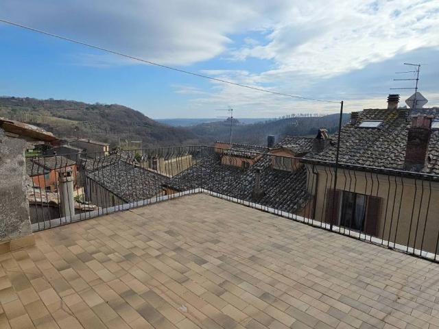 Casa indipendente in vendita a Castel Viscardo TR