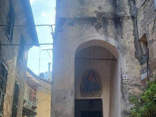 Casa indipendente in vendita a Castel Vittorio IM
